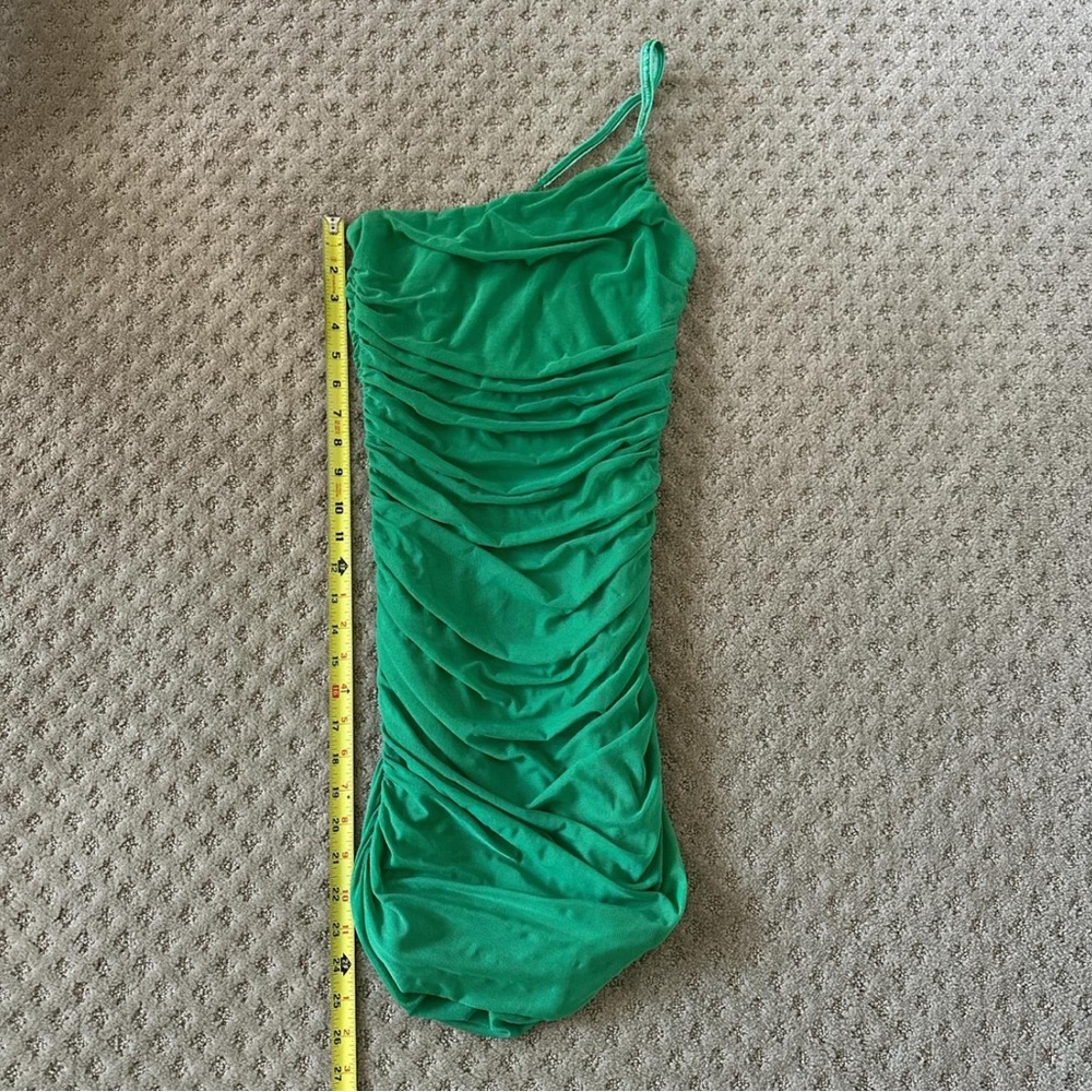 Lucy in the Sky Vibrant Green One-Shoulder Dress - Picture 2 of 4